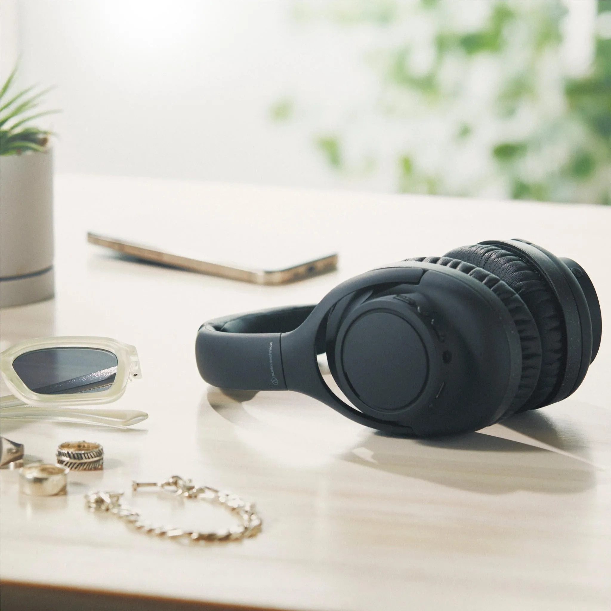 Audio Technica ATH-S300BT Wireless Noise-Cancelling Over-Ear Headphones (Black)