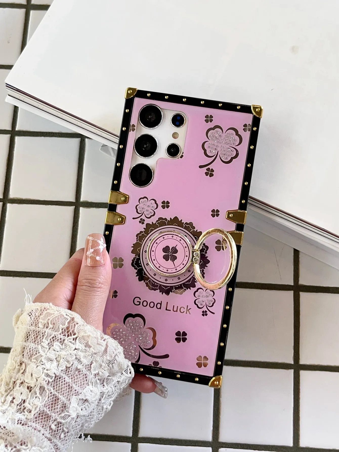 Floral Pattern Phone Case With Ring Holder