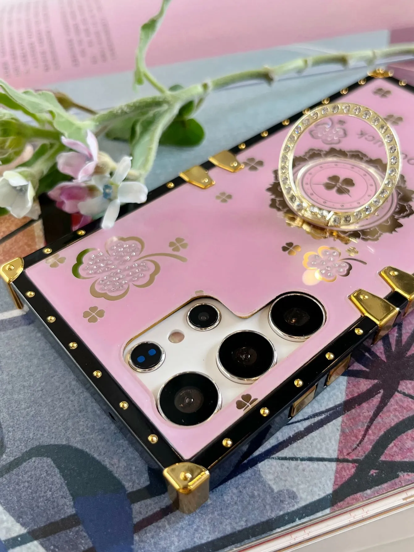 Floral Pattern Phone Case With Ring Holder