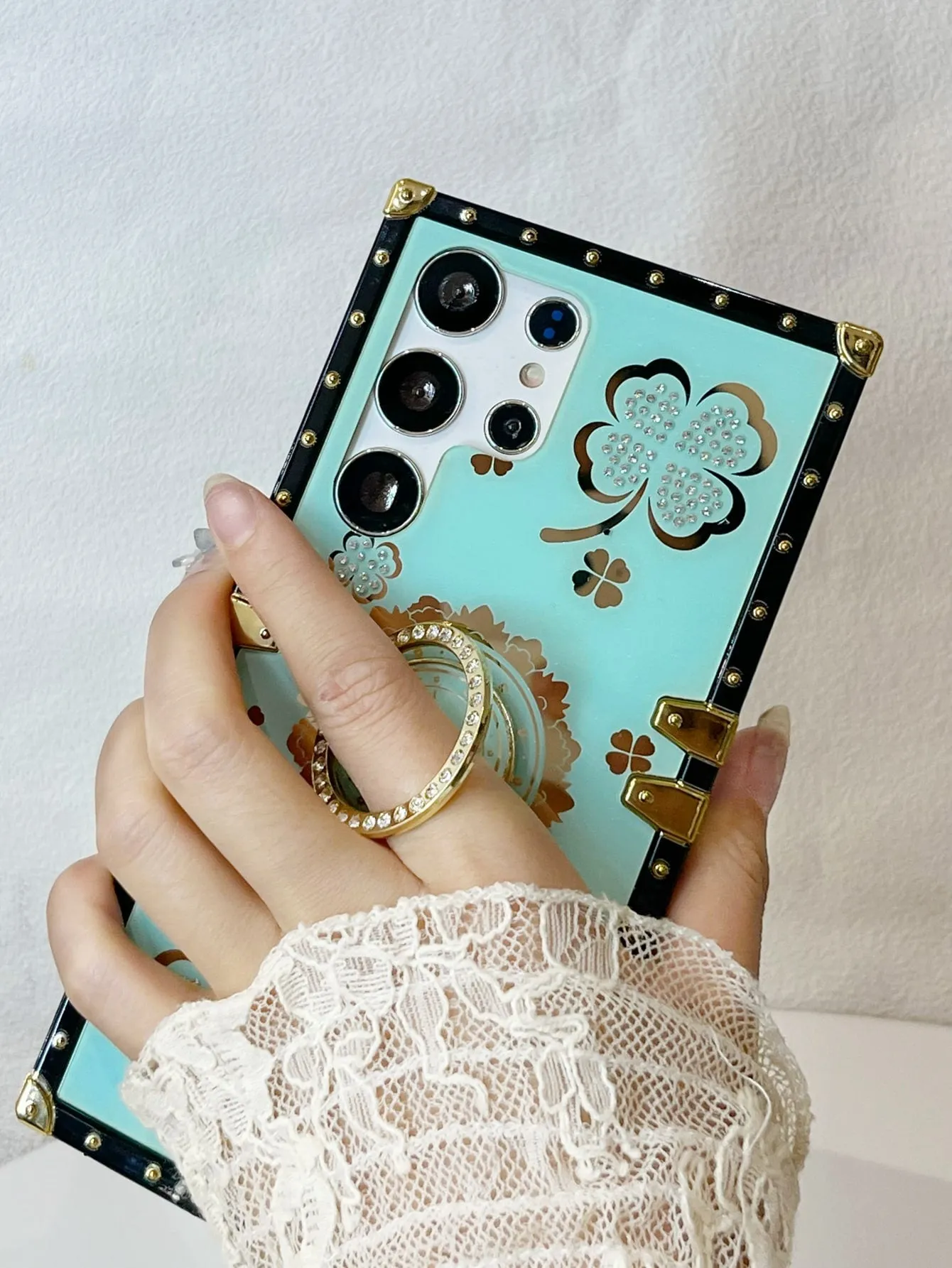 Floral Pattern Phone Case With Ring Holder