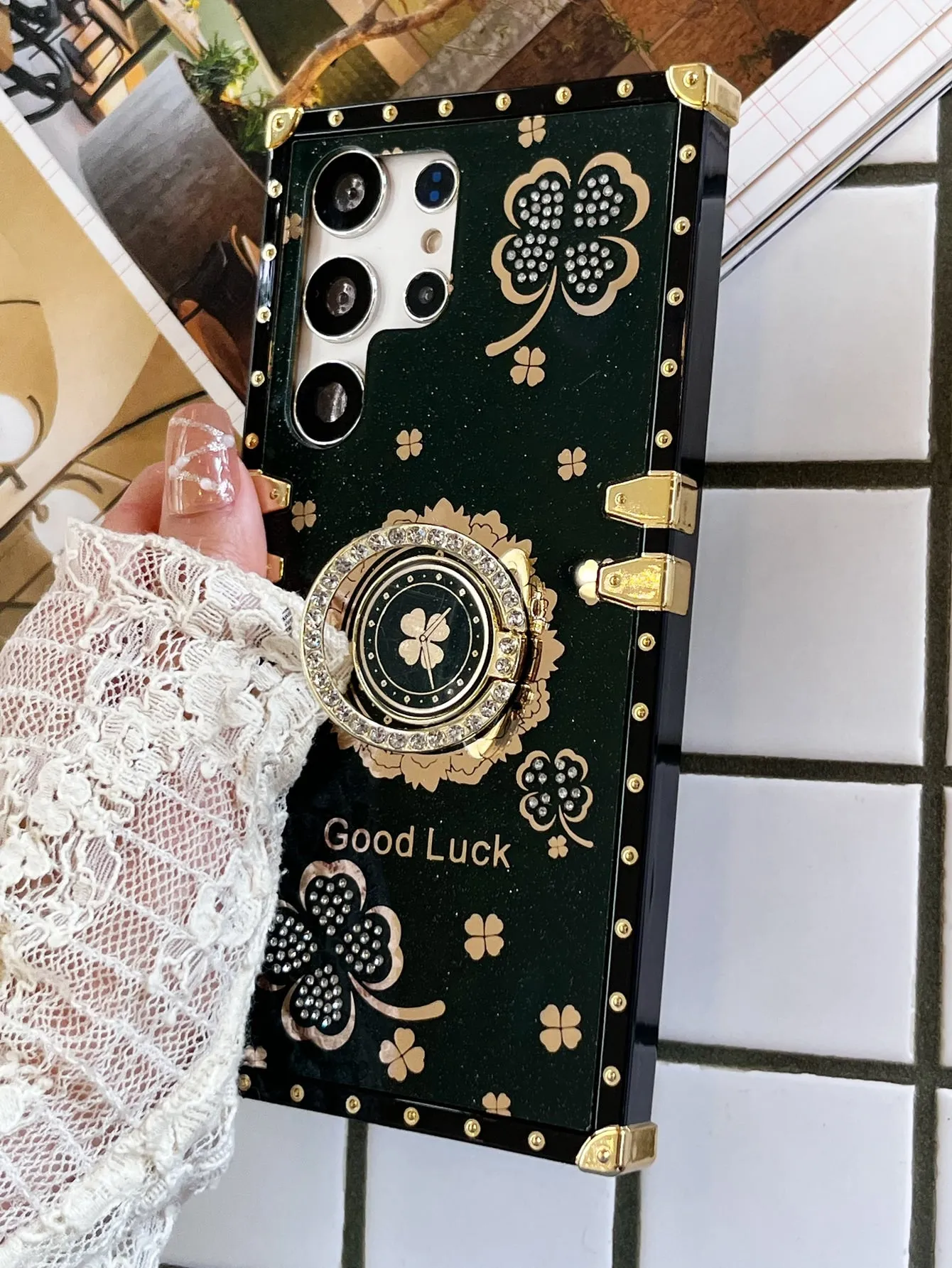 Floral Pattern Phone Case With Ring Holder