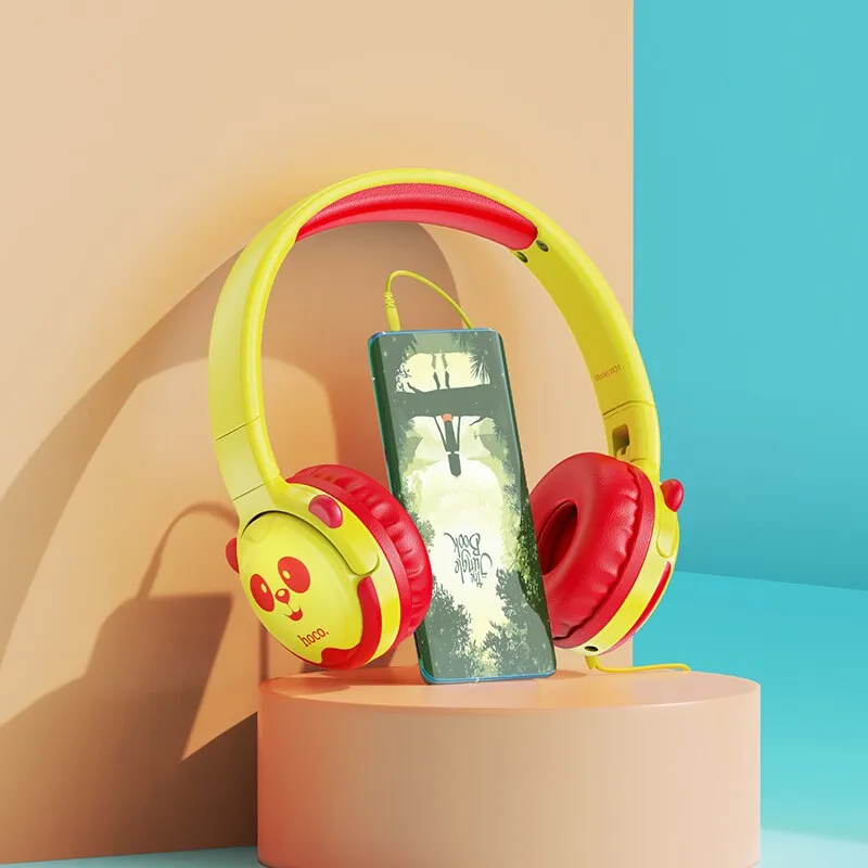 HOCO Childrens Wired Headphones For Kids With Microphone Max 85dB Food Grade Material Over-Ear Kids Headphones For iPad Kindle