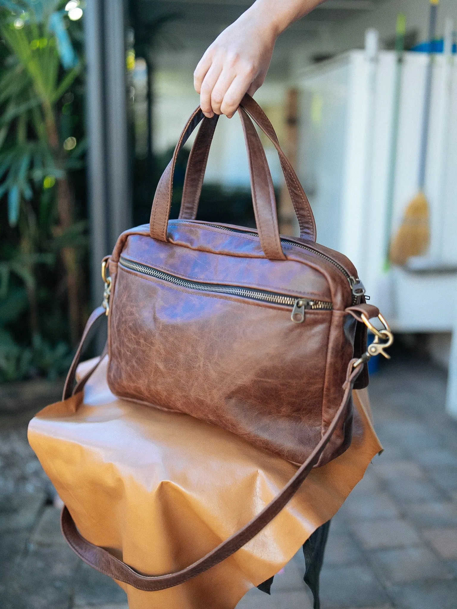 Jack Satchel - Cowhide - Premium Marble Brown