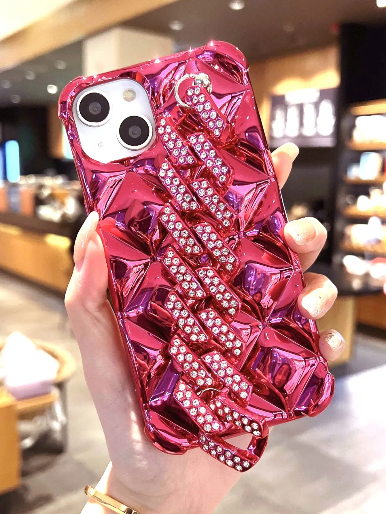 Plated Rhombus Shaped Lock & Rhinestone Decor Phone Case with Chain Strap