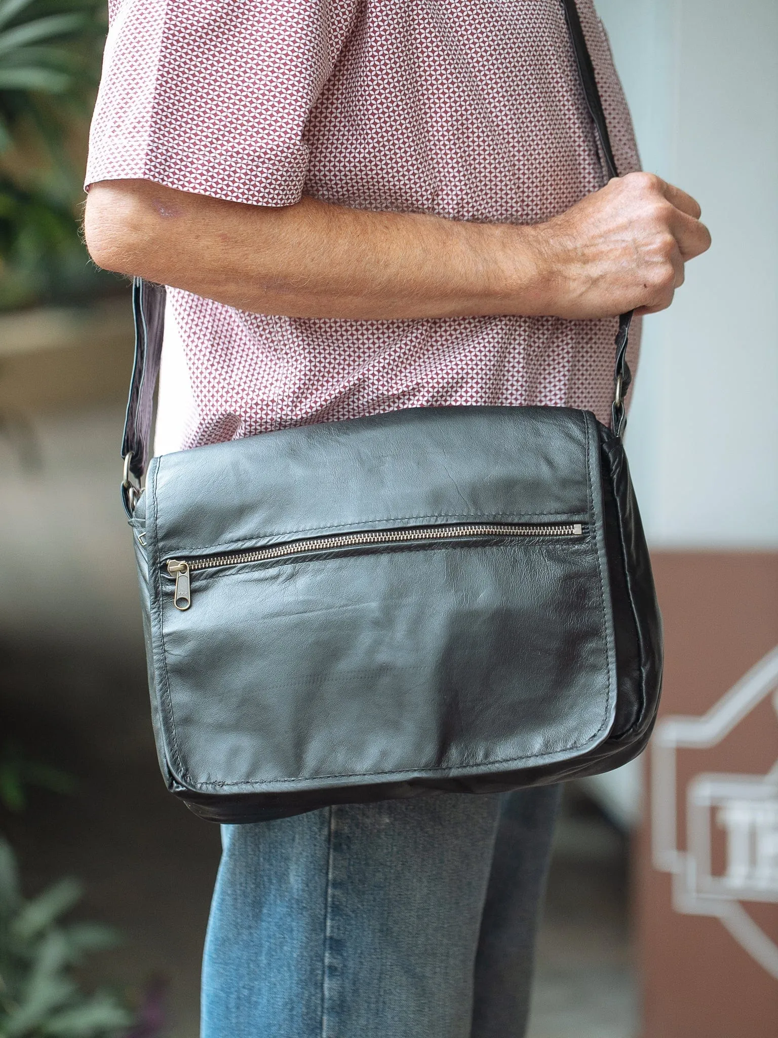 Zeuss Satchel Bag - Premium Kangaroo